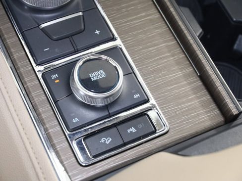 Used 2022 Ford Expedition Max Limited image 29
