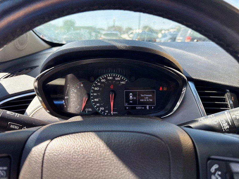 Used 2020 Chevrolet Trax Premier AWD/4WD image 21