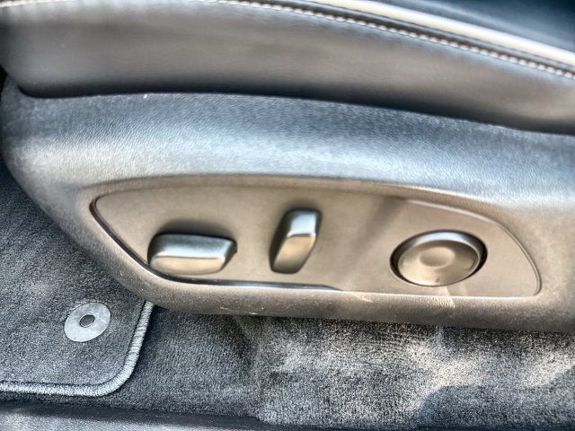 Used 2026 Buick Enclave Preferred AWD/4WD image 12