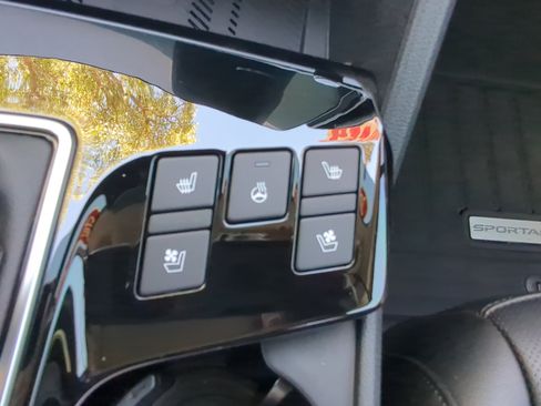 Certified 2025 Kia Sportage SX image 20