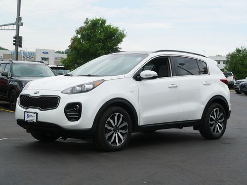 Used 2018 Kia Sportage EX w/ EX Premium Package AWD/4WD image 2