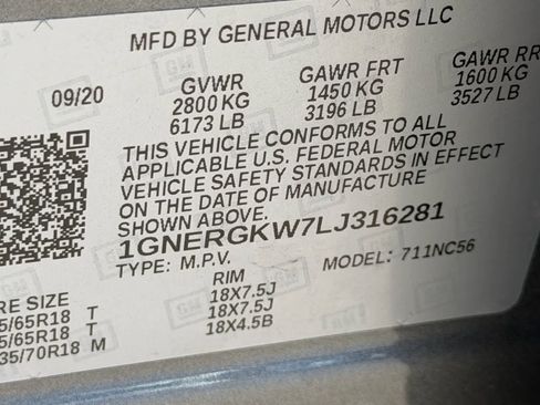 Used 2020 Chevrolet Traverse LT FWD image 19
