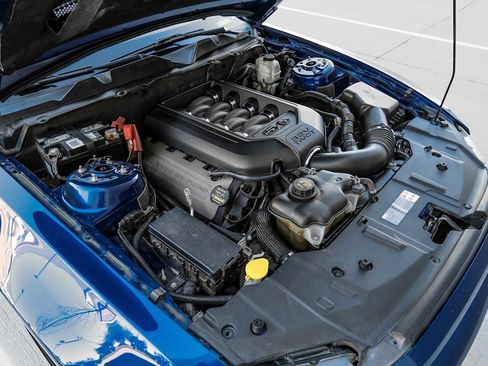 Used 2013 Ford Mustang GT Premium w/ Comfort Pkg image 43