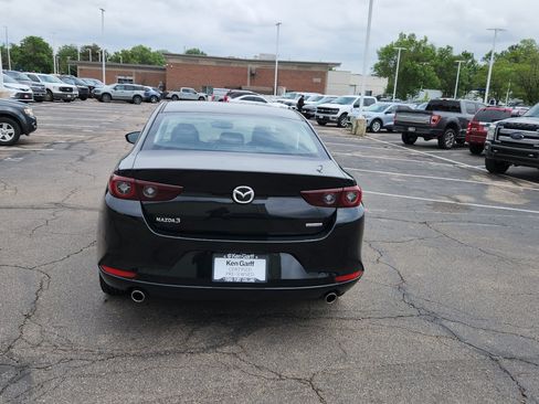 Used 2024 MAZDA MAZDA3 s FWD image 11