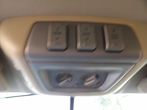 Used 2003 Lincoln Navigator Luxury image 30