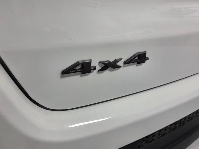 New 2026 Jeep Compass Latitude AWD/4WD image 10