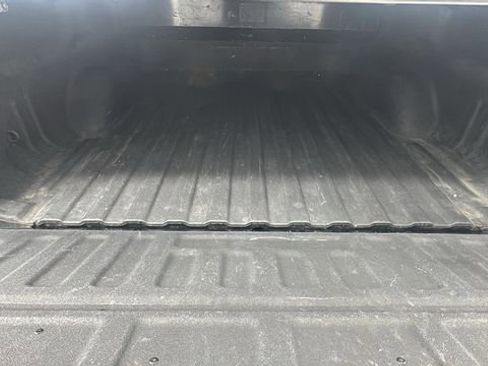 Used 2018 GMC Sierra 1500 SLT image 15