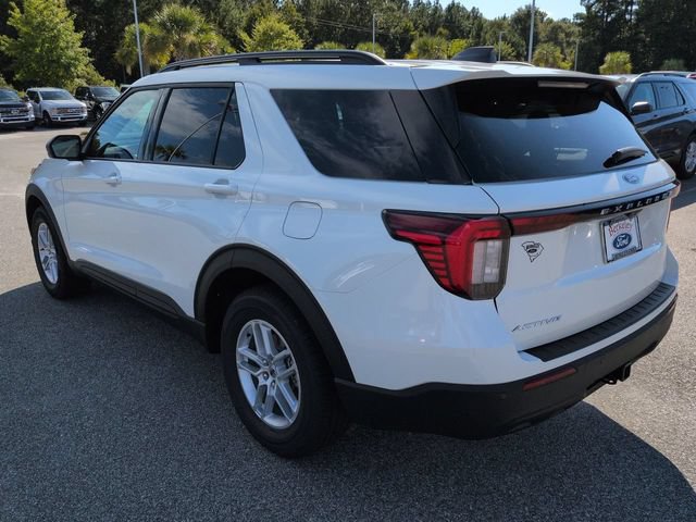 New 2027 Ford Explorer Active RWD image 6