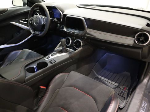 Used 2017 Chevrolet Camaro ZL1 image 14