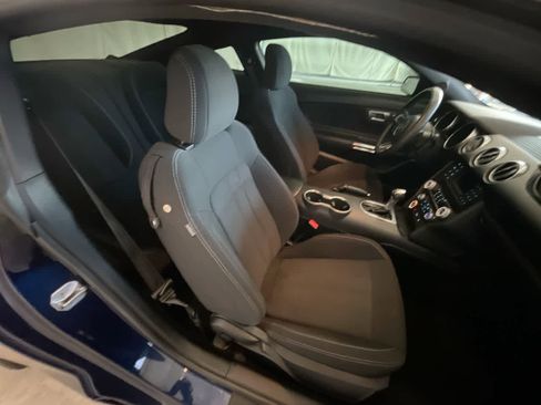 Used 2019 Ford Mustang Coupe image 23