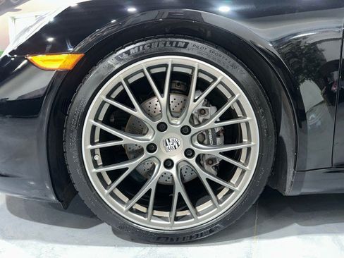 Used 2017 Porsche 911 Carrera image 8