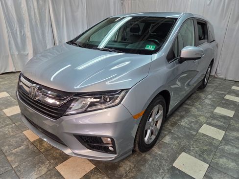 Used 2018 Honda Odyssey EX image 2