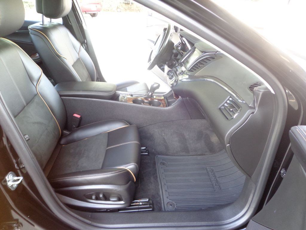 Used 2014 Chevrolet Impala LT FWD image 16