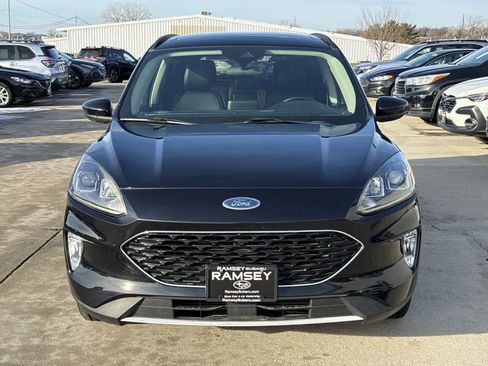 Used 2020 Ford Escape SEL image 9