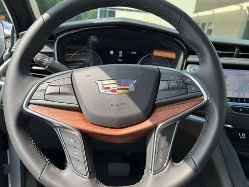New 2026 Cadillac XT5 Premium Luxury FWD image 22
