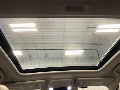 Used 2019 Subaru Forester Premium w/ Popular Package #1 image 9