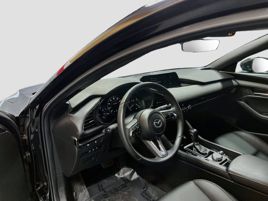 Used 2025 MAZDA MAZDA3 s FWD image 9