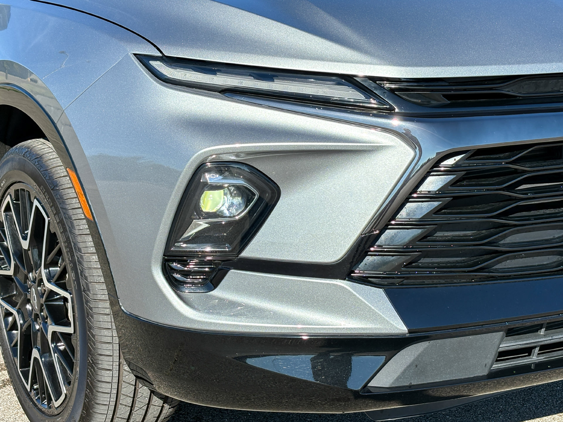 Used 2023 Chevrolet Blazer RS FWD image 3