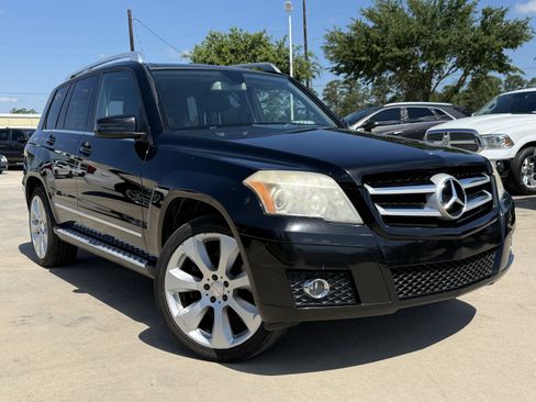 Used 2010 Mercedes-Benz GLK 350 4MATIC image 2