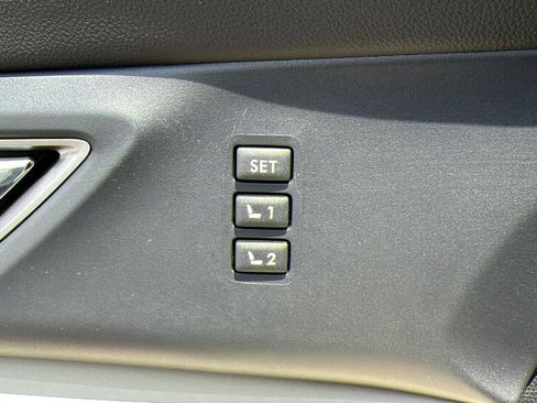 Used 2023 Subaru Ascent Limited w/ Technology Package AWD/4WD image 20