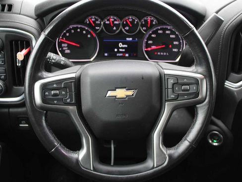 Used 2021 Chevrolet Silverado 1500 LT AWD/4WD image 8