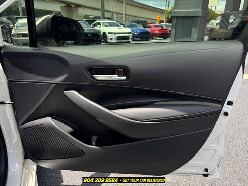 Used 2020 Toyota Corolla SE FWD image 34