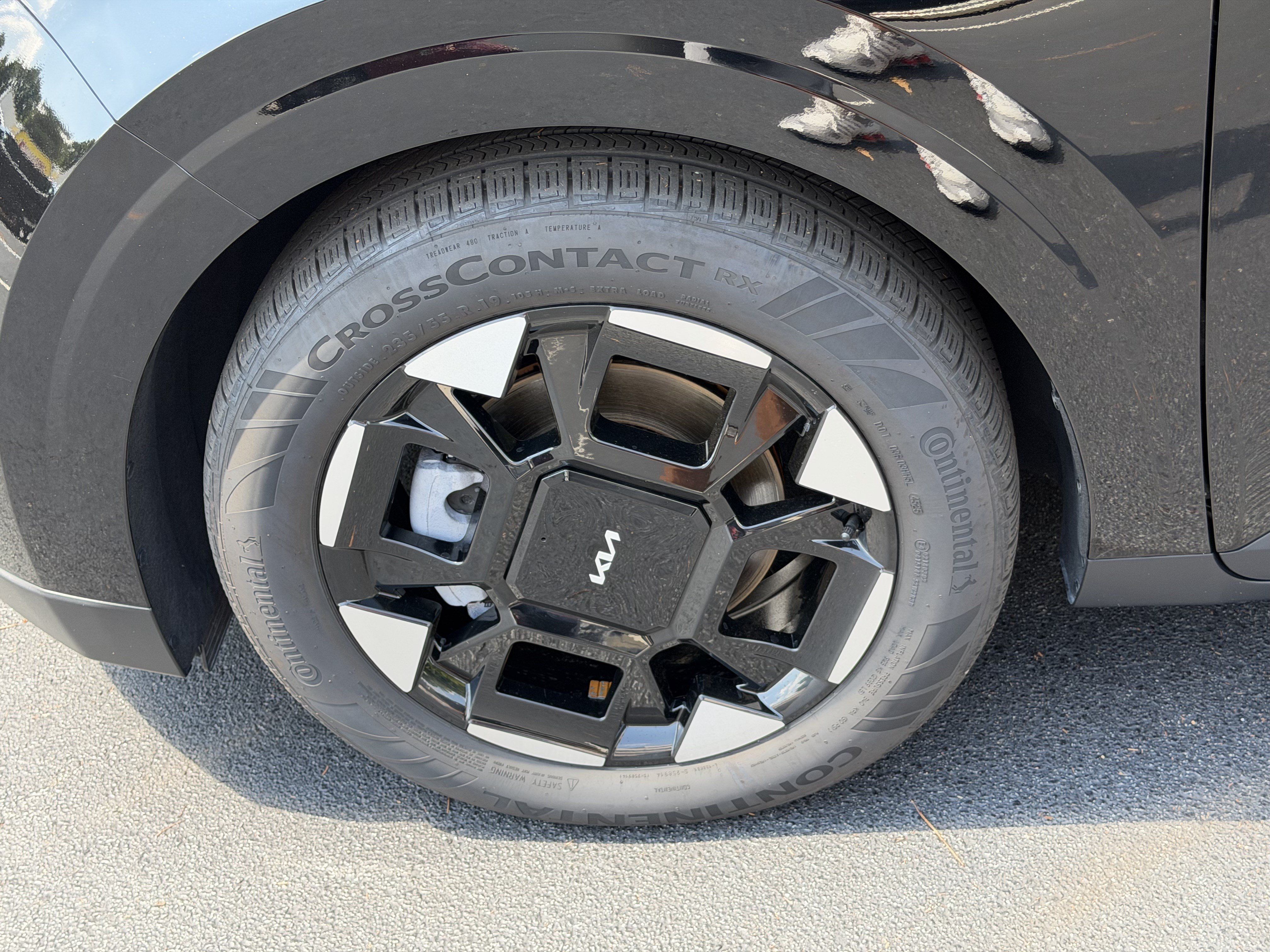 Certified 2026 Kia Carnival EX FWD image 11