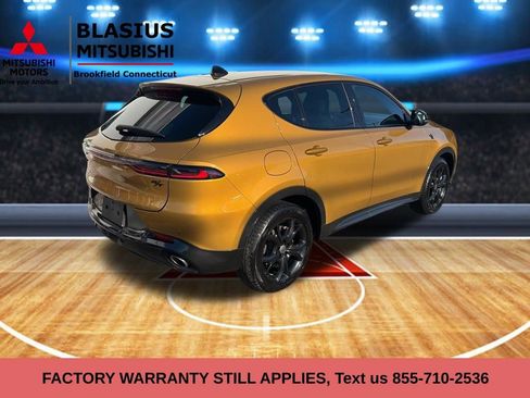 Used 2024 Dodge Hornet R/T w/ R/T Blacktop Package image 4