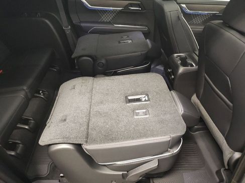 New 2026 GMC Acadia Denali w/ Super Cruise Package image 13