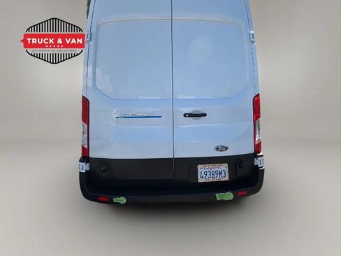 Used 2022 Ford E-Transit 148 High Roof w/ Load Area Protection Package RWD image 4