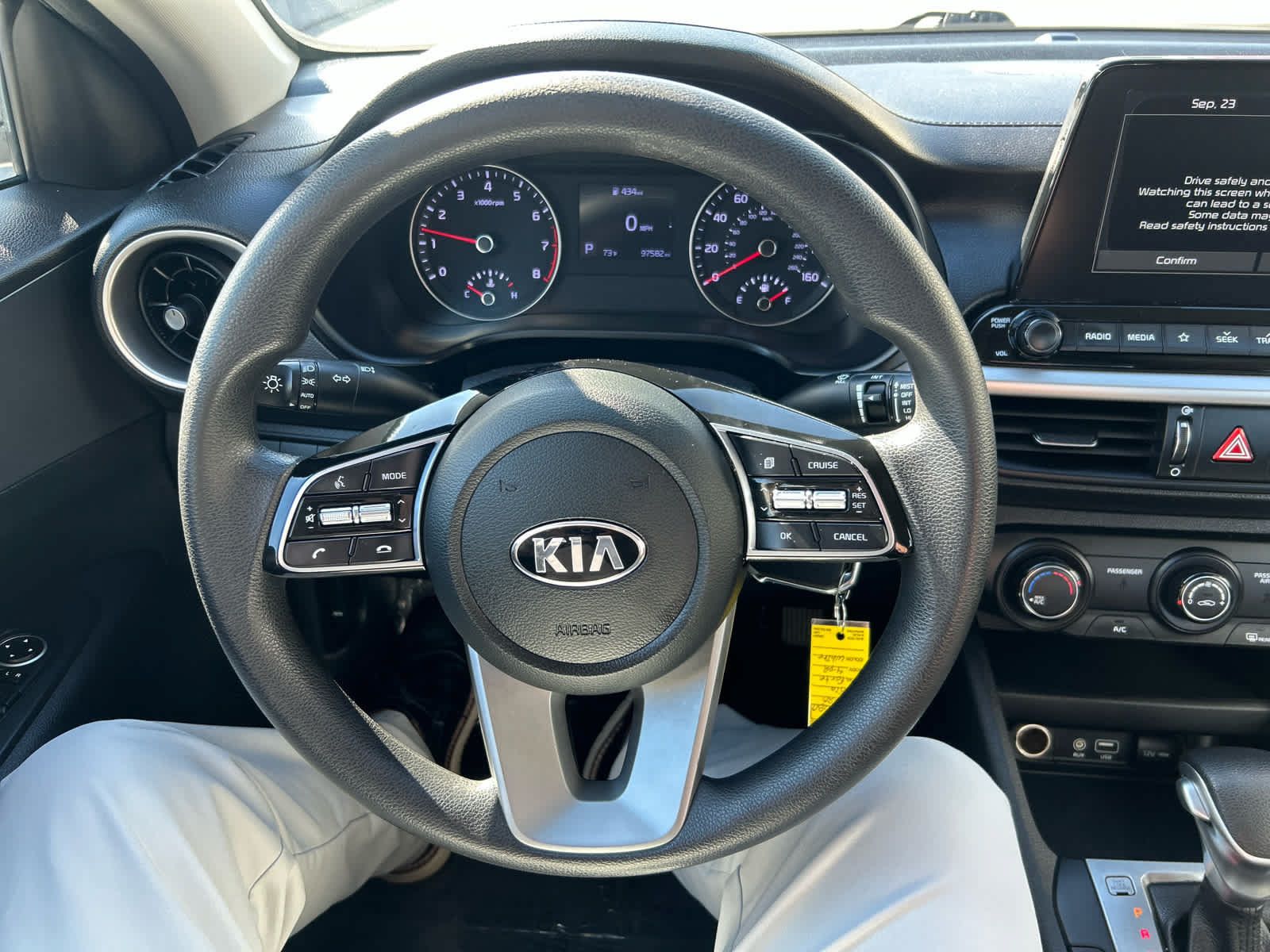 Used 2020 Kia Forte LXS FWD image 15