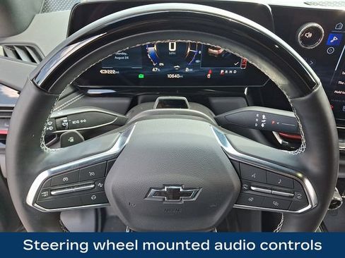 Used 2026 Chevrolet Silverado EV Trail Boss AWD/4WD image 4
