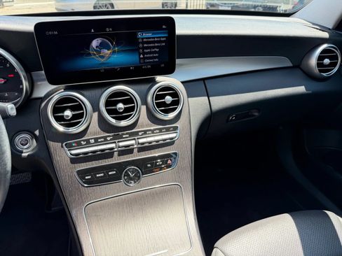 Used 2019 Mercedes-Benz C 300 Sedan image 36
