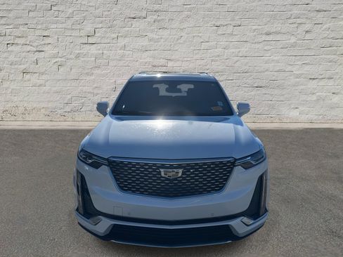 Used 2021 Cadillac XT6 Premium Luxury image 8