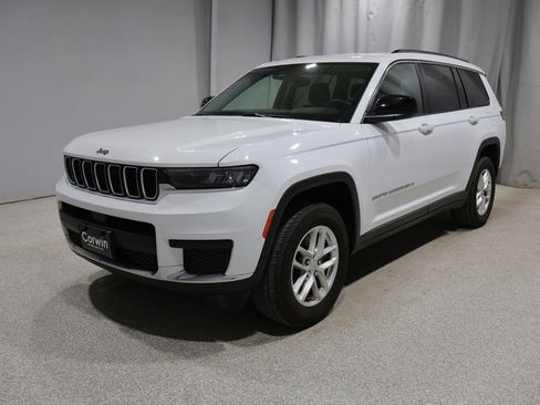 Used 2023 Jeep Grand Cherokee L Laredo image 6