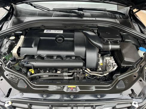 Used 2012 Volvo XC60 T6 AWD/4WD image 14