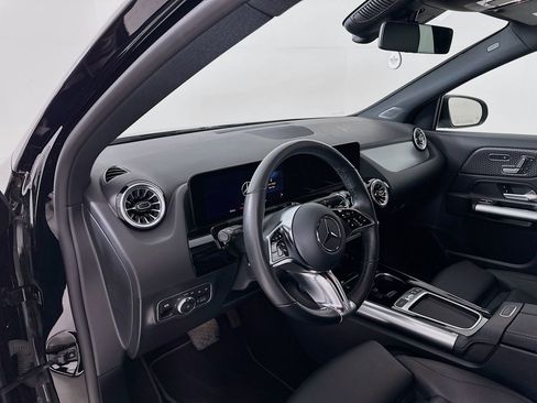 Certified 2025 Mercedes-Benz GLA 250 4MATIC image 10