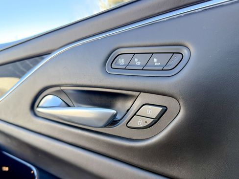 Used 2023 Cadillac Escalade V image 16