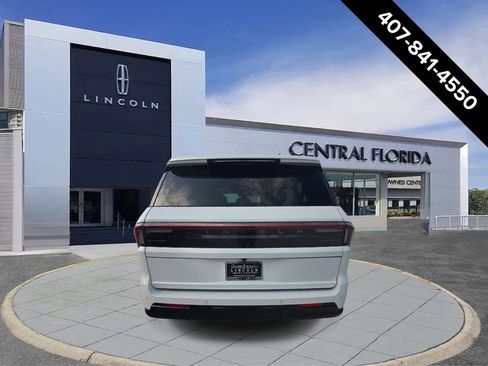 New 2026 Lincoln Navigator L Black Label AWD/4WD image 4