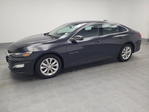 Used 2023 Chevrolet Malibu LT image 2