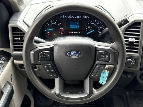 Used 2022 Ford F250 XL w/ Power Equipment Group image 15