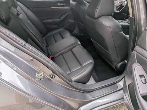 Used 2017 Nissan Maxima 3.5 SL FWD image 26