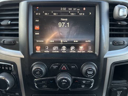 Used 2016 RAM 1500 Big Horn image 27