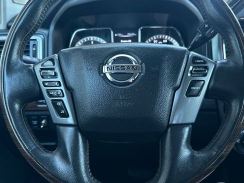 Used 2016 Nissan Titan Platinum Reserve AWD/4WD image 23