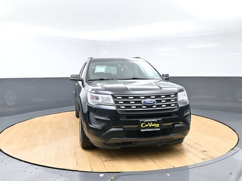 Used 2017 Ford Explorer 4WD image 4