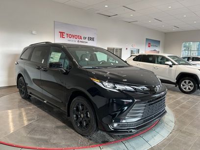 New 2026 Toyota Sienna XLE Woodland Edition