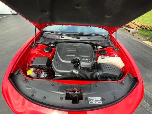 Used 2023 Dodge Charger SXT w/ Blacktop Package RWD image 3