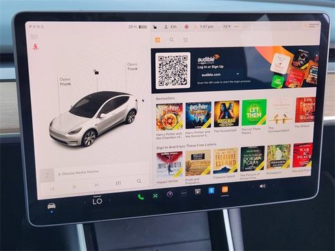 Used 2020 Tesla Model Y Long Range image 26