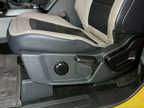 Certified 2021 Ford Bronco Wildtrak AWD/4WD image 20
