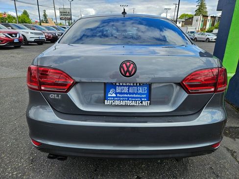 Used 2014 Volkswagen Jetta GLI FWD image 4